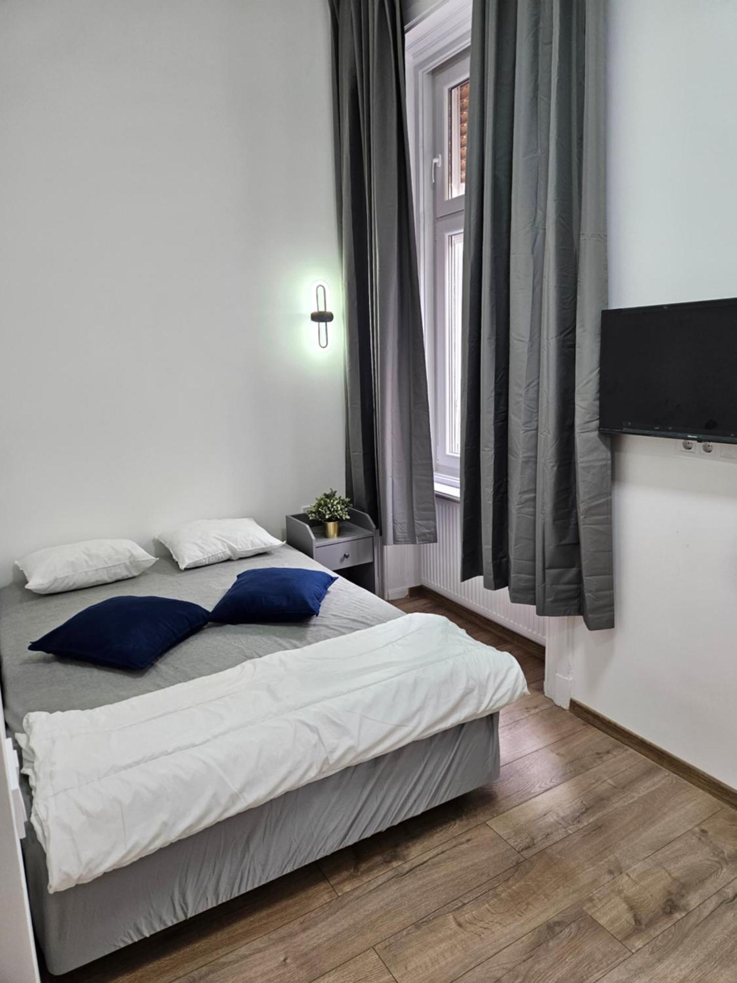 Whale Urban Apartments Budapest Bagian luar foto